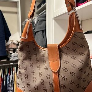 DOONEY AND BURKE PURSE.  VINTAGE.